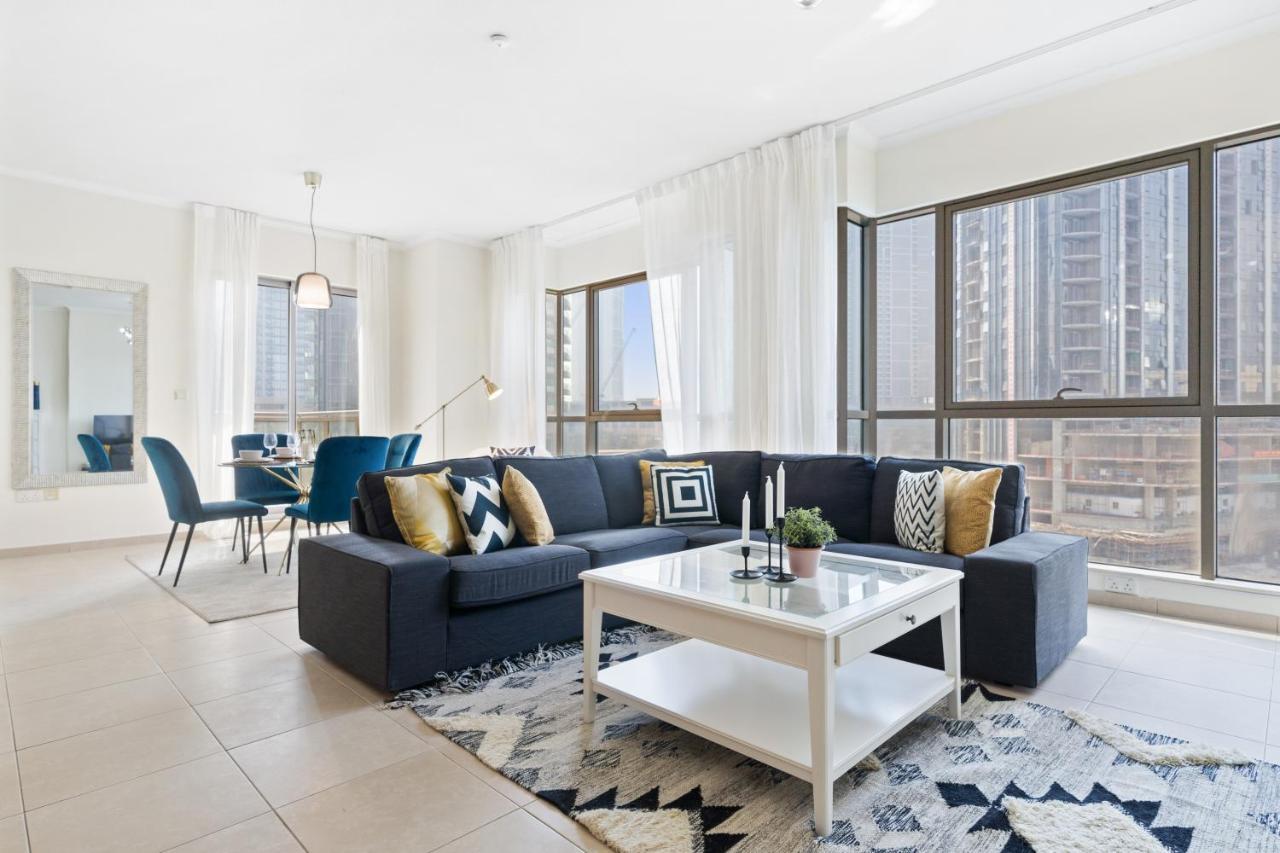 Stylish Apartment With Partial Burj Khalifa View Dubai Exteriör bild