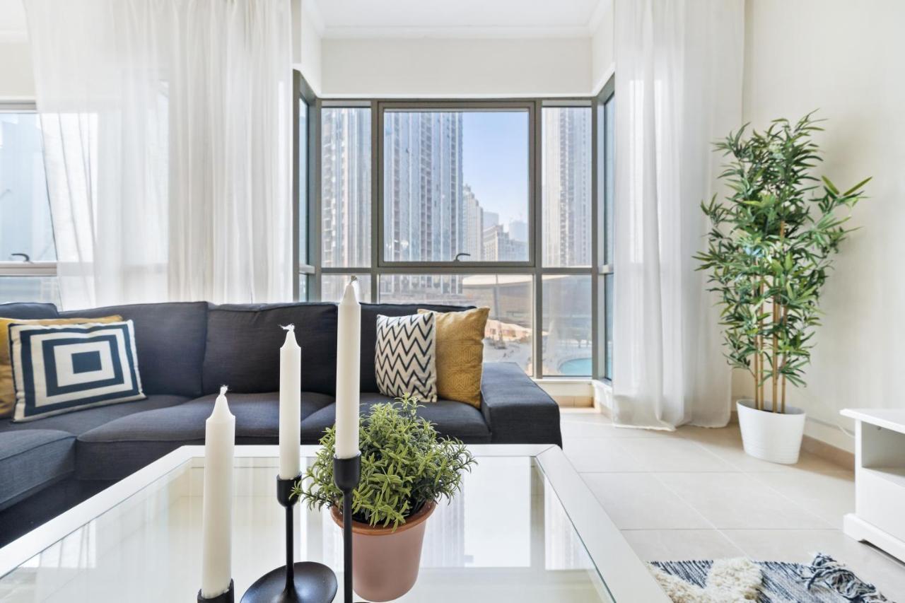 Stylish Apartment With Partial Burj Khalifa View Dubai Exteriör bild
